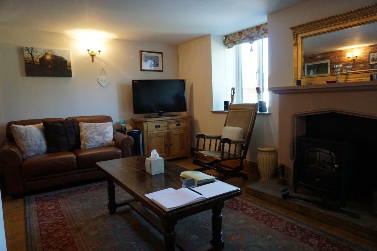 Chapel Croft Guest House Biddulph  Eksteriør billede